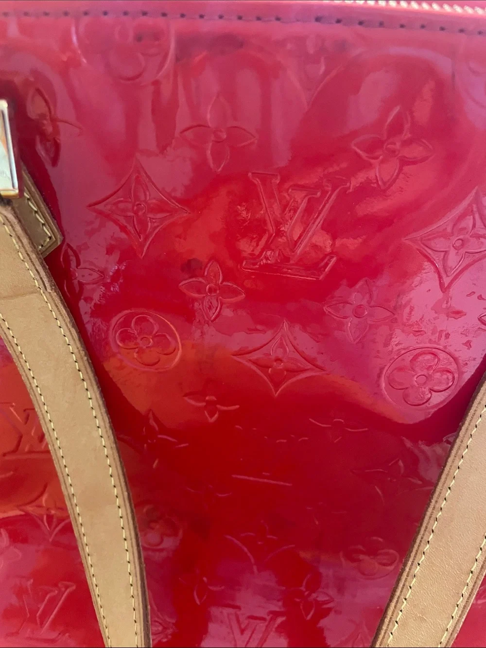 Louis Vuitton Red Vernis Patent Tote with Tan Vachetta Handles - Picture 11 of 15